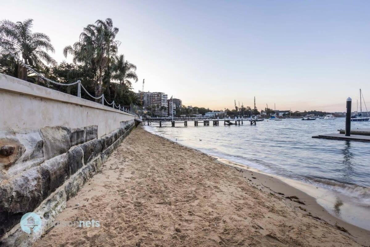 Studio Apt With Parking Balcony & Water Views Sidney Exterior foto