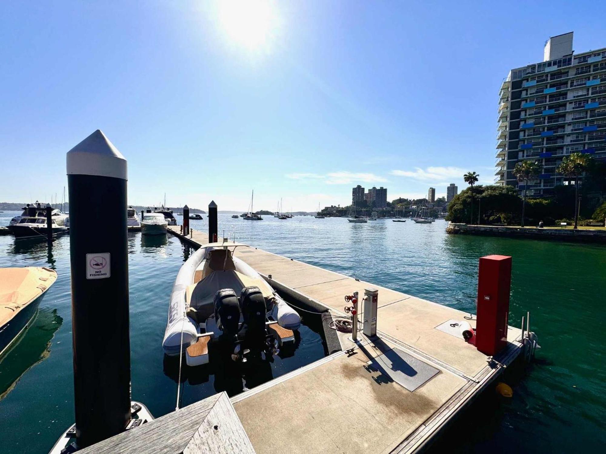 Studio Apt With Parking Balcony & Water Views Sidney Exterior foto